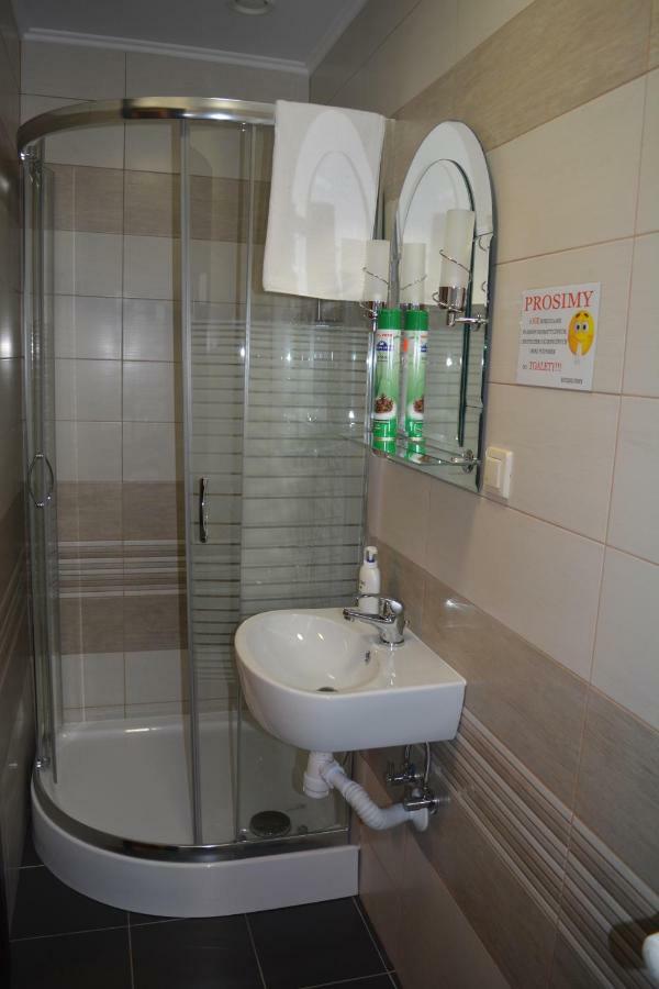 Sieraton Pokoje I Apartament Stronie Slaskie Luaran gambar