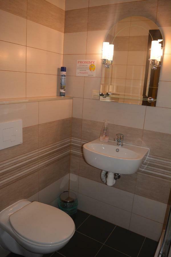 Sieraton Pokoje I Apartament Stronie Slaskie Luaran gambar